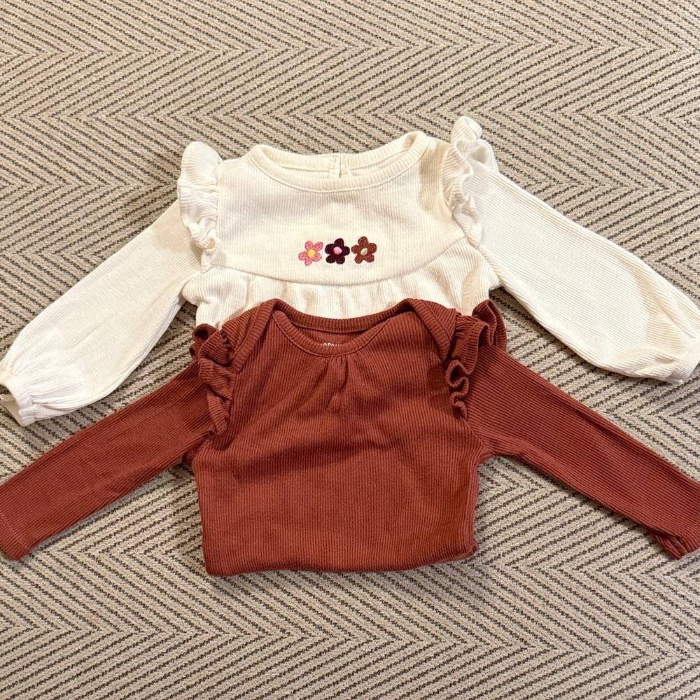 Garanimals Baby Girl 2-Piece Ruffle Top Set - Rust Ribbed & White Floral